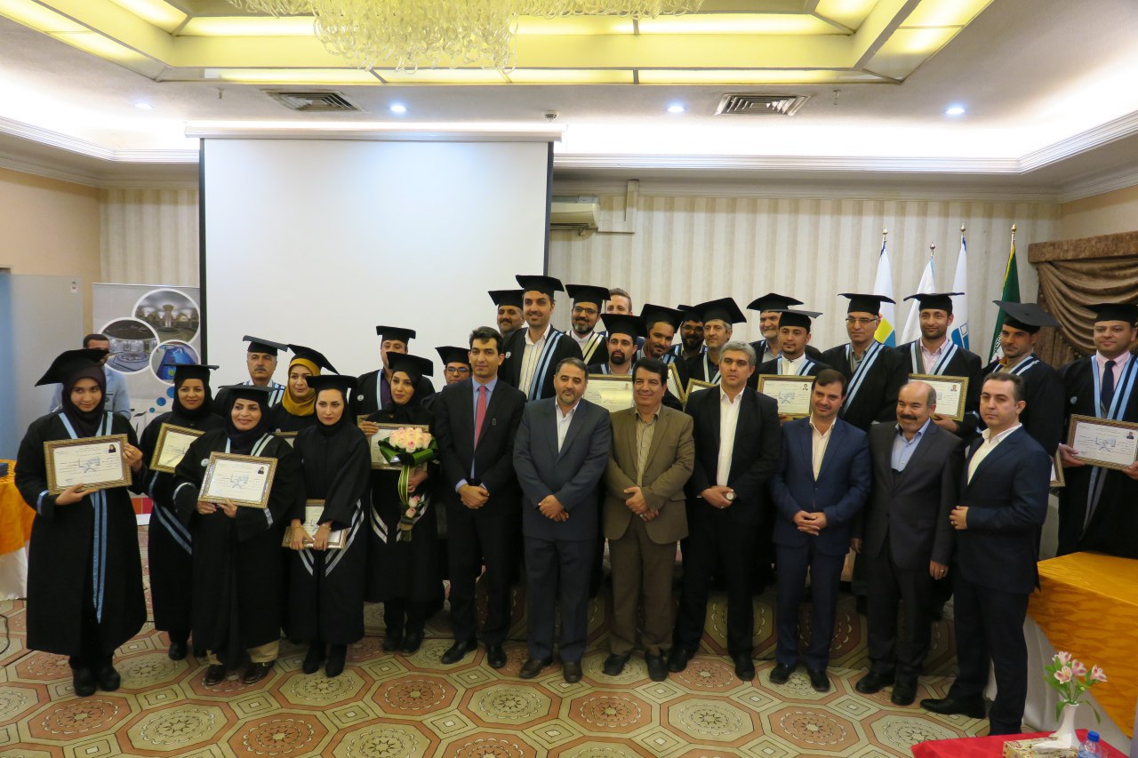 اولین دانش آموختگان دوره DBA  روابط  عمومی کشور در اصفهان فارغ التحصیل شدند