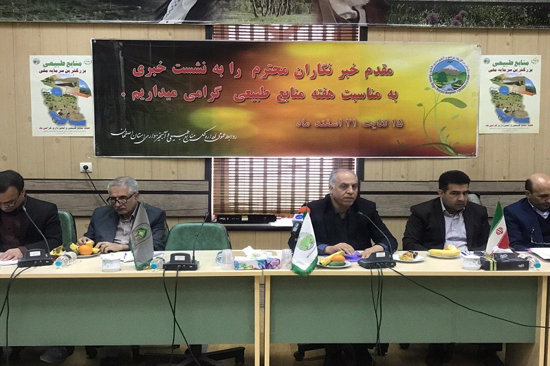 افزایش بیابان، کمبود آب شیرین و تغییر اقلیم سه چالش مهم استان اصفهان