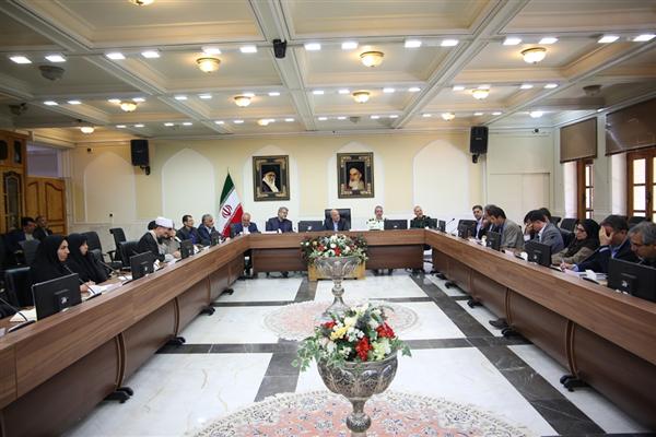 استاندار اصفهان: آموزش و آگاهی خانواده ها در خصوص مبارزه با مواد مخدر ضروری است