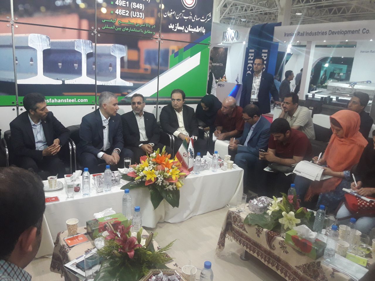 ممانعت از خروج ارز با تولید ریل در ذوب آهن اصفهان