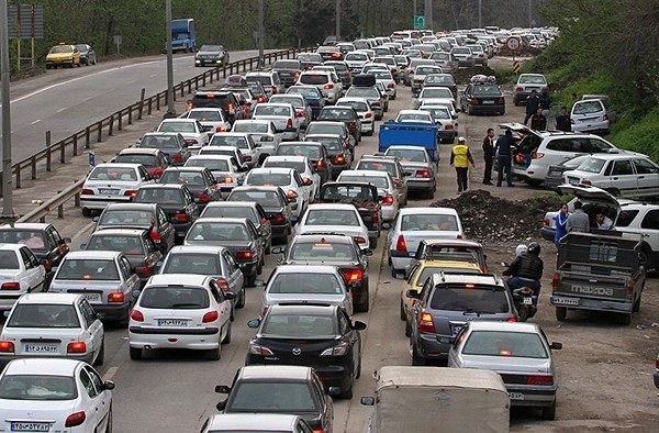 «بررسی موضوع استفاده غیرمجاز از پارکینگ های موجود در حاشیه راه های استان با هدف پیشگیری از حوادث ترافیکی احتمالی»