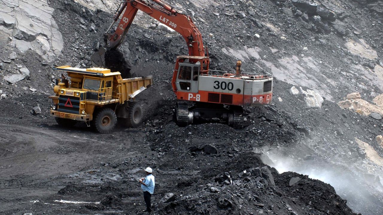 خام‌فروشی سنگ آهن ۵ میلیون تن از صادرات فولاد کشور کم کرد