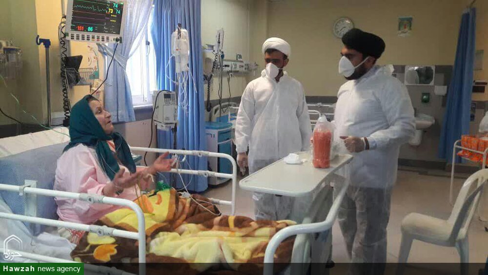طلبه جهادی مستقر در بیمارستان مبارزه با کرونا