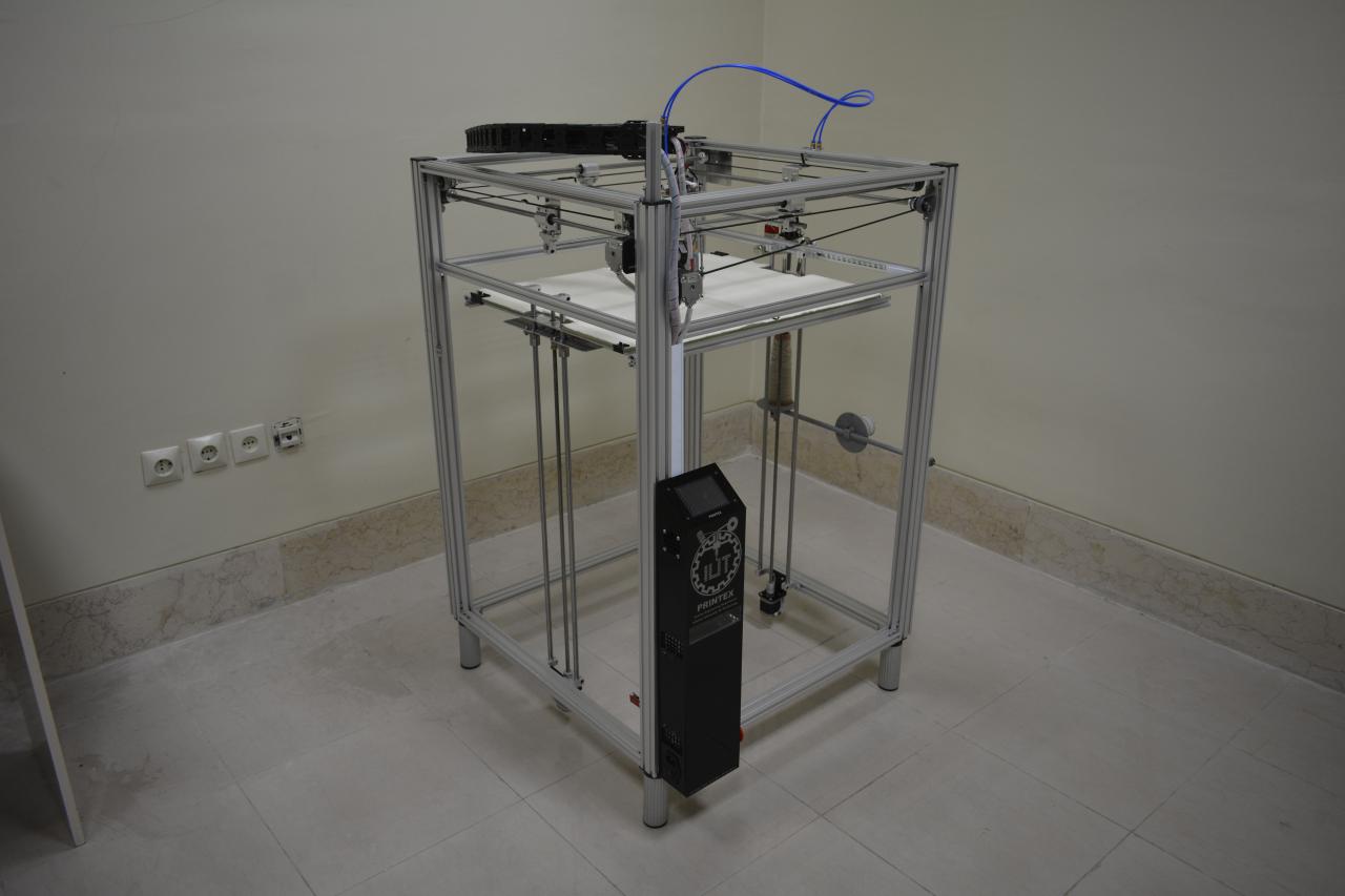 طراحی و ساخت بزرگترین چاپگر سه بعدی کشور با قابلیت تولید کامپوزیت های الیافی در دانشگاه صنعتی اصفهان