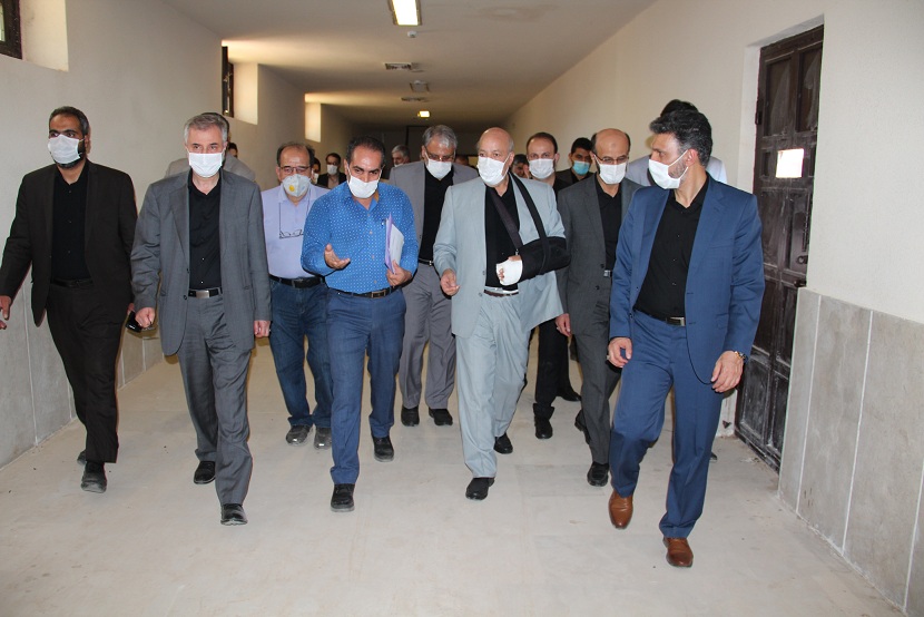 بازدید استاندار اصفهان از پروژه جدید زندان کاشان