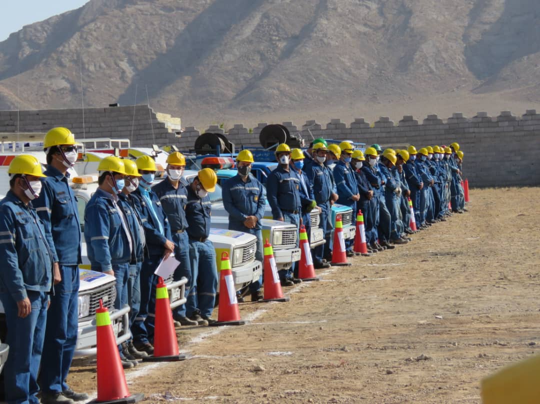 مانور تعمیرات جهادی شرکت توزیع برق استان اصفهان در شهرضا