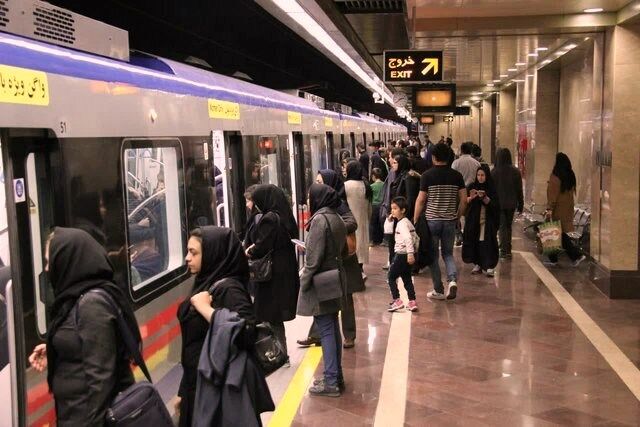 یک ساعت به زمان فعالیت متروی اصفهان اضافه شد