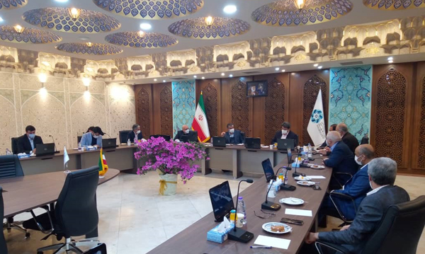 تقارن اولین روز کاری سال ۱۴۰۰ با سفر وزیر راه و شهرسازی به اصفهان