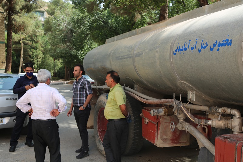 توزیع  ۵۹ میلیون و ۴۵۴ هزار لیتر آب شرب در اصفهان