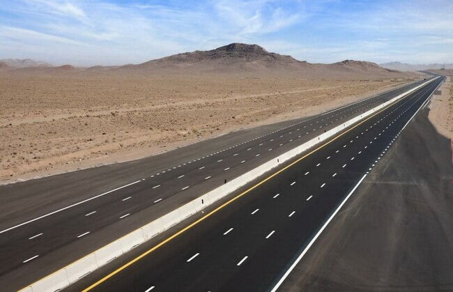 بزرگترین پروژه جاده ایی کشور در آستانه افتتاح / اصفهان شیراز ۲ ساعت نزدیک تر می شوند
