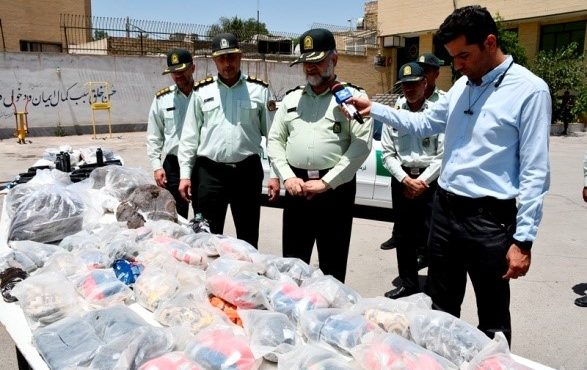 کشف یک تُن و ۶۰۰ کیلو انواع مواد افیونی در اصفهان/انهدام باند فروش قرص های لاغری آلوده به شیشه