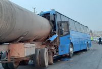 برخورد اتوبوس با کامیون بنز ۵ مجروح برجای گذاشت