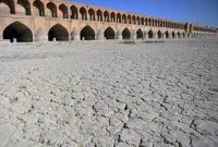 اصفهان “اَبَر بدهکار آبی” است، بارش‌های جاری هم قرضش را ادا نمی‌کند