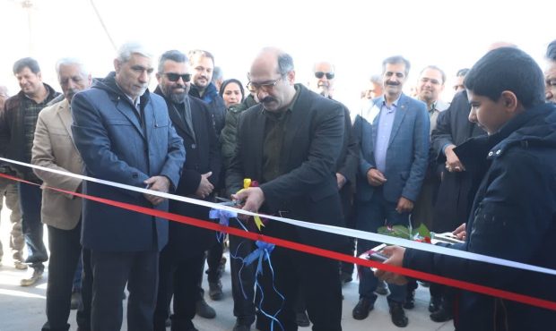 افتتاح مرکز معاینه فنی شهرستان تیران و‌کرون به مناسبت دهه فجر