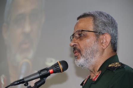 «اتحادهای باطل علیه انقلاب اسلامی برقرار نمی‌ماند»