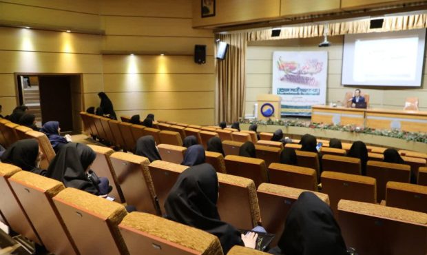 برگزاری همایش «سبک زندگی سالم با تغذیه مناسب» در آبفای استان اصفهان