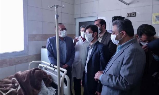 عیادت مدیر درمان تامین اجتماعی اصفهان از حادثه دیدگان آتش سوزی