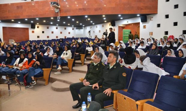 اجرای جشن پویش کودکان سایبری در اصفهان