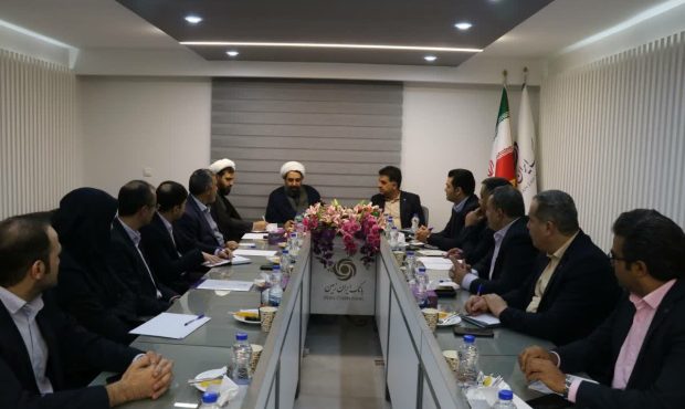 بانک ایران زمین یک مجموعه ای هدفمند در حوزه اشتغال وحمایت از کارگاه های زود بازده بانک ایران زمین یک مجموعه ای هدفمند در حوزه اشتغال وحمایت از کارگاه های زود بازده