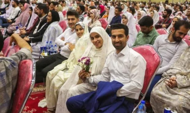 با حمایت شهرداری منطقه ۷ اصفهان جشن ازدواج دانشجویی ۲۳۵ زوج دانشجو در دانشگاه فرهنگیان برگزارشد با حمایت شهرداری منطقه ۷ اصفهان جشن ازدواج دانشجویی ۲۳۵ زوج دانشجو در دانشگاه فرهنگیان برگزارشد