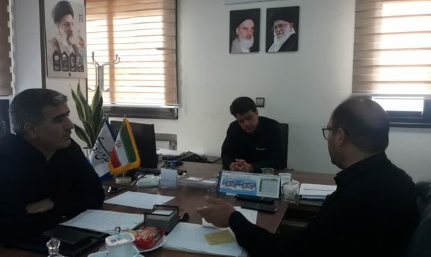 دیدار سرپرست شرکت خدمات حمایتی کشاورزی استان اصفهان با دکتر یزدیان برای بررسی وضعیت تأمین کود شیمیایی