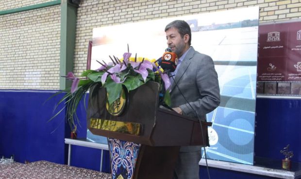 هفته دولت در اصفهان؛ بهرهبرداری از طرحهای خورشیدی و آغاز فاز ۱۵۰۰ مگاواتی نیروگاه با حضور استاندار هفته دولت در اصفهان؛ بهرهبرداری از طرحهای خورشیدی و آغاز فاز ۱۵۰۰ مگاواتی نیروگاه با حضور استاندار