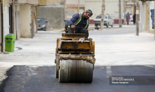 آسفالت ۳۰ هزار مترمربعی معابر فرعی منطقه ۶