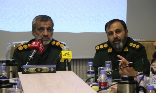 معنویت و حضور مردم، رمز پیروزی دفاع مقدس است