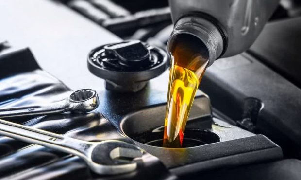 مدیرکل تعزیرات حکومتی اصفهان گفت، روش سبد فروشی روغن موتور ممنوع است.