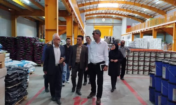 ضبط بیش از 300 لیترسموم منقضی و ممنوعه