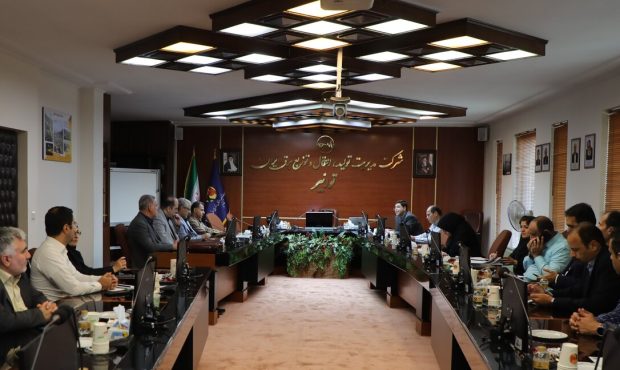 بررسی مطالعات مرحله نخست ارتقای شبکه برق کشور به ۷۶۵ کیلوولت بررسی مطالعات مرحله نخست ارتقای شبکه برق کشور به ۷۶۵ کیلوولت