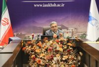 دانشگاه باید به سمت حل مسائل اقتصادی و پیوند با صنعت حرکت کند