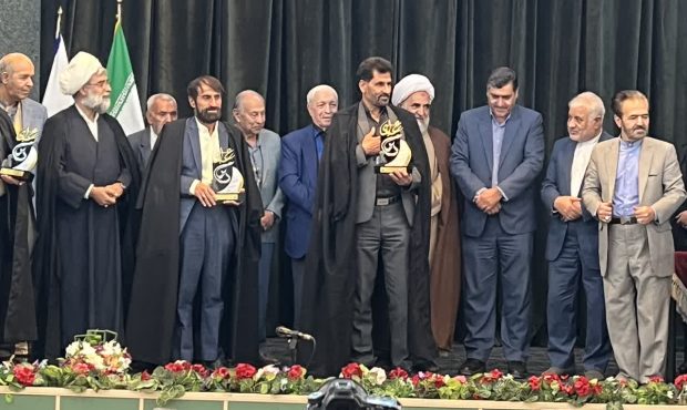 نهمین دوره جایزه عبای یادگار مدرس در کانون نشر فرهنگ اسلامی کاشان برگزار میشود نهمین دوره جایزه عبای یادگار مدرس در کانون نشر فرهنگ اسلامی کاشان برگزار میشود