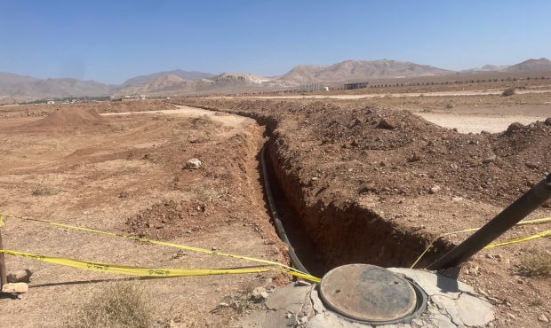 عملیات آبرسانی فاز چهارم شهرک وحدت در شهر جوشقان قالی شهرستان کاشان عملیات آبرسانی فاز چهارم شهرک وحدت در شهر جوشقان قالی شهرستان کاشان