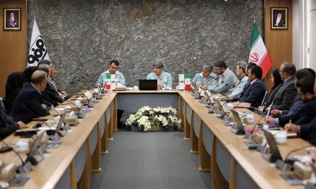 ساده انگاری در موضوعات حقوقی می تواند به زایل شدن سود چند ماه و حتی چند سال یك شركت منجر شود ساده انگاری در موضوعات حقوقی می تواند به زایل شدن سود چند ماه و حتی چند سال یك شركت منجر شود