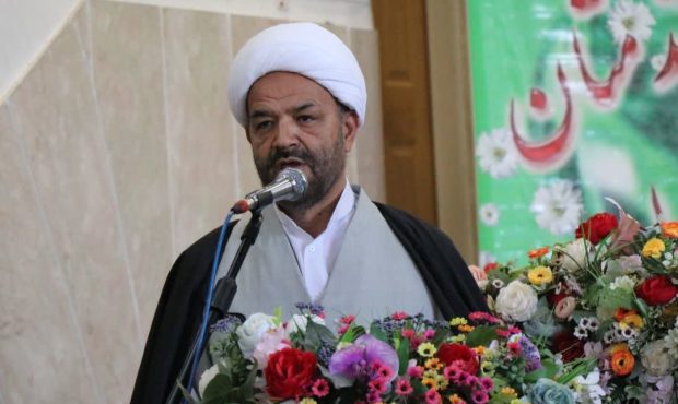 حلقههای صالحین باید به قرارگاه تربیت نسل مؤمن و انقلابی تبدیل شوند حلقههای صالحین باید به قرارگاه تربیت نسل مؤمن و انقلابی تبدیل شوند