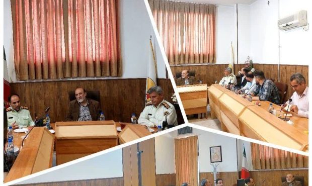 تقدیر مدیر امور برق منطقه۷ اصفهان از عوامل انتظامی همکار در صیانت از شبکه توزیع تقدیر مدیر امور برق منطقه۷ اصفهان از عوامل انتظامی همکار در صیانت از شبکه توزیع