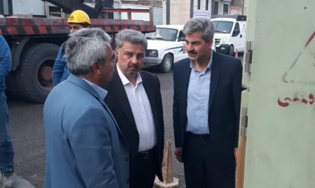 بازدید مدیرعامل توانیر از تعمیرات خط گرم و هوشمندسازی تابلوهای عمومی در شهر صنعتی کاوه بازدید مدیرعامل توانیر از تعمیرات خط گرم و هوشمندسازی تابلوهای عمومی در شهر صنعتی کاوه