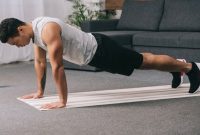 توصیه یک متخصص: اصول ایمنی ورزش خانگی را جدی بگیرید توصیه یک متخصص: اصول ایمنی ورزش خانگی را جدی بگیرید