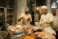 موج تخلفات غذایی در اصفهان؛ ضعف نظارت، سلامت مردم را تهدید می‌کند