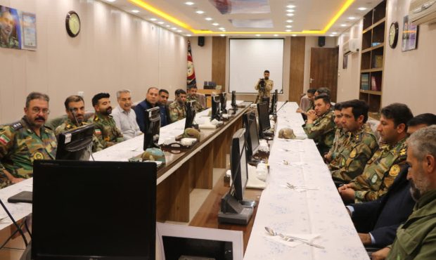 رانندگان، محور تحرک و پشتیبانی عملیاتی یگان هستند رانندگان، محور تحرک و پشتیبانی عملیاتی یگان هستند