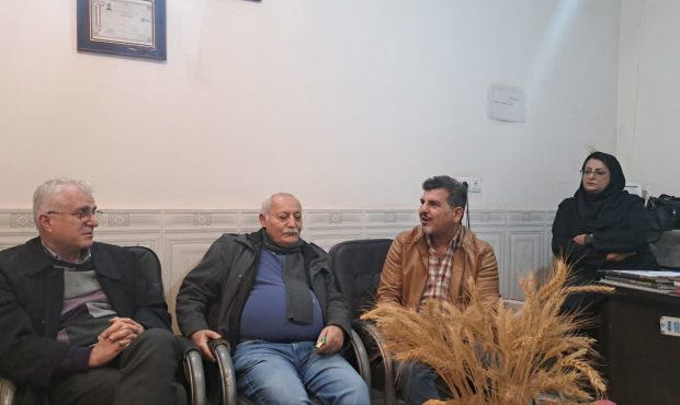 بازدید معاون فنی شرکت خدمات حمایتی کشاورزی اصفهان از توانمندی‌های «خاک‌ورز نوین»