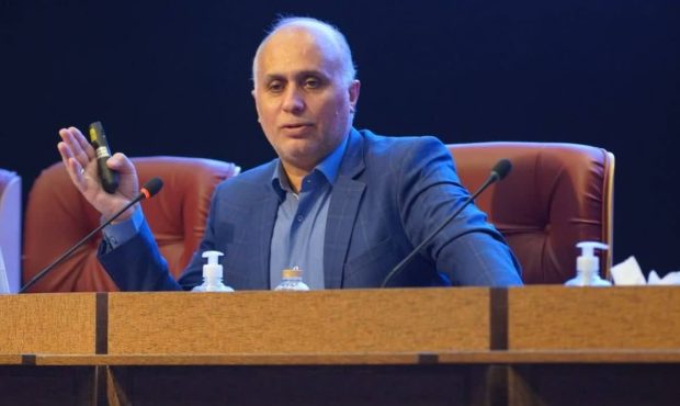 چالش‌های نوین صادرات در ترازوی گمرک و انجمن صادرکنندگان اصفهان