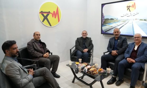 مرکزبرتحول صنعتی و سرمایه‌گذاری در آینده خورشیدی محور گفتمانی صنعت برق اصفهان
