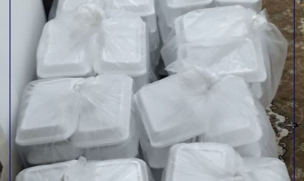 نذر غذای گرم در شب میلاد جوادالائمه توسط گروه جهادی سپاه اصفهان