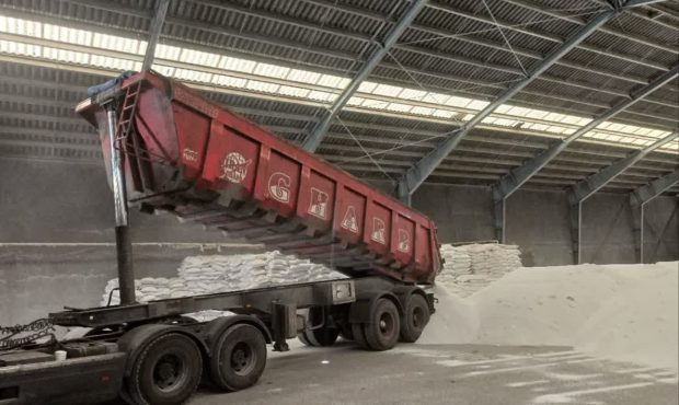 بیش از 3600 تن کود یارانه‌ای در دیماه 1404 میان کشاورزان اصفهانی توزیع شد.