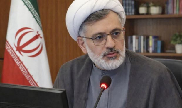 مذاکرات بخشی از جنگ تمام‌عیار با دشمن است و مردم خواستار رعایت خطوط قرمز رهبری هستند