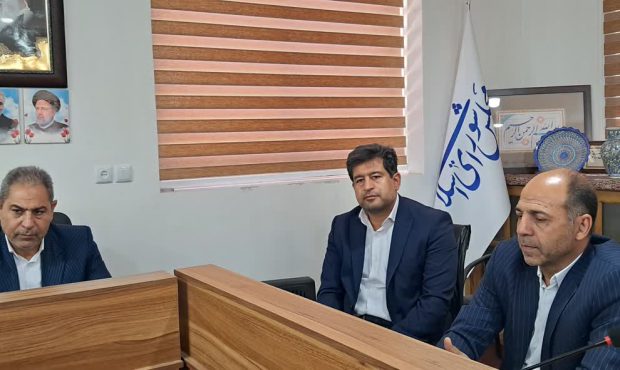 نماینده مردم فلاورجان: زیرساخت‌های پستی باید همگام با نیازهای جدید جامعه نوسازی شوند