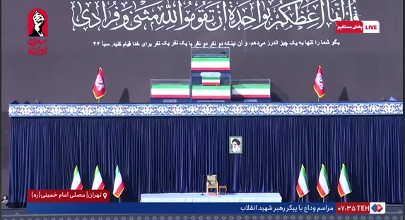 «وداعی به وسعت ایران؛ اشک و حماسه در بدرقه رهبر مجاهد» «وداعی به وسعت ایران؛ اشک و حماسه در بدرقه رهبر مجاهد»