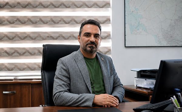 واگذاری ۹۳۳ قطعه زمین و پیشرفت پروژه‌های گروه‌ساخت شهرستان اردستان در استان اصفهان